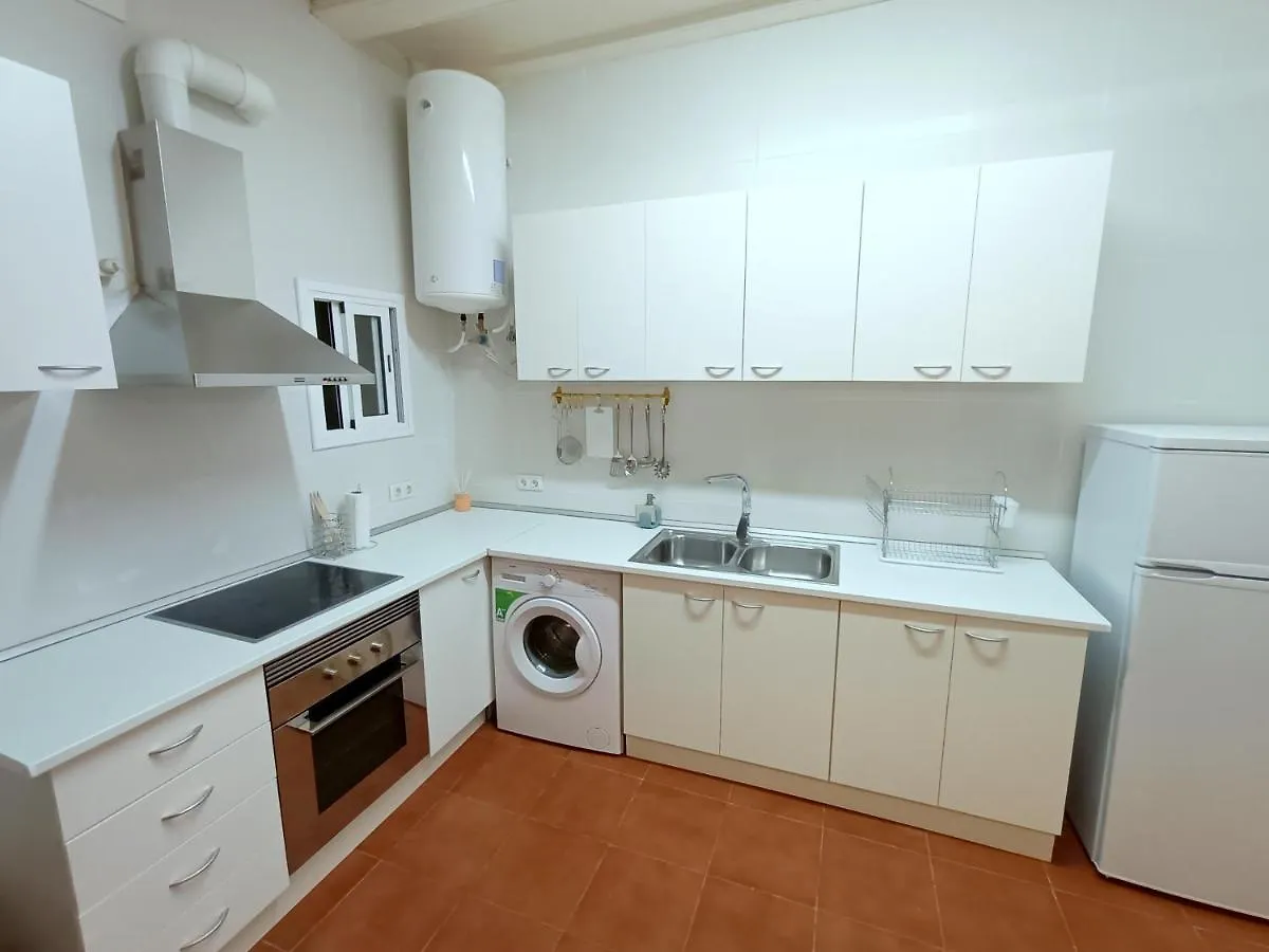 Colors Fira Gran Via Apartment L'Hospitalet de Llobregat Spain